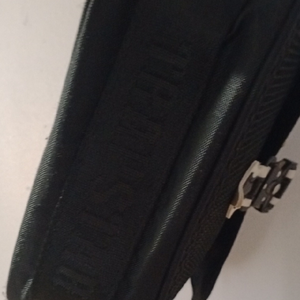 Stylish Black and White Messenger Bag New 😎 - Picture 5 of 7